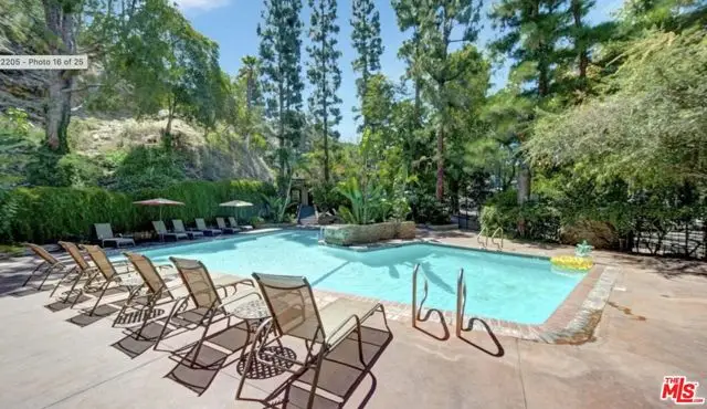 2700 Cahuenga Boulevard #2205, Los Angeles, CA 90068 - #2