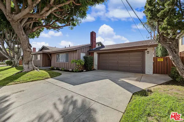 18612 Rayen Street, Northridge (los Angeles), CA 91324