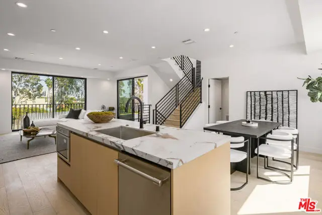 1426 N Jonah Lane, Los Angeles, CA 90028 - #3