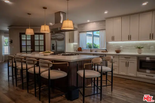 17516 Raymer Street, Northridge, CA 91325 - #1