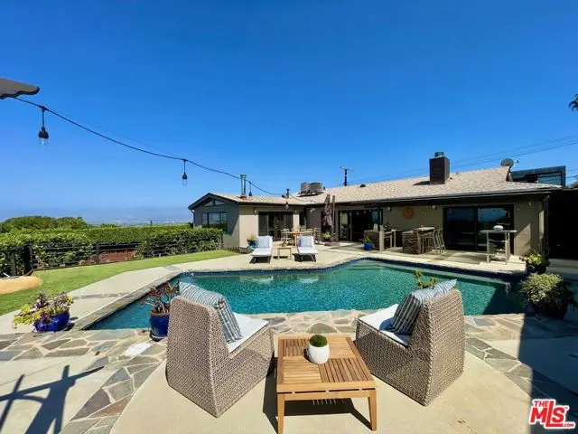 3711 Beverly Ridge Drive, Sherman Oaks, CA 91423 - #3