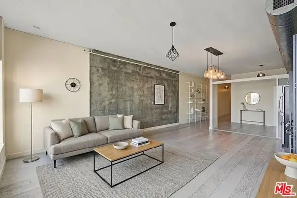 1111 S Grand Avenue #1014, Los Angeles, CA 90015
