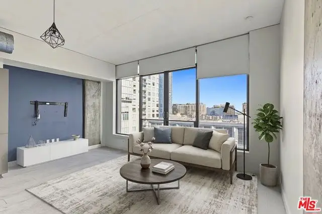 1111 S Grand Avenue #1014, Los Angeles, CA 90015 - #2