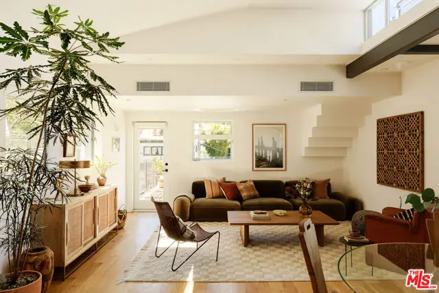 8866 Wonderland Avenue, Los Angeles, CA 90046 - #1