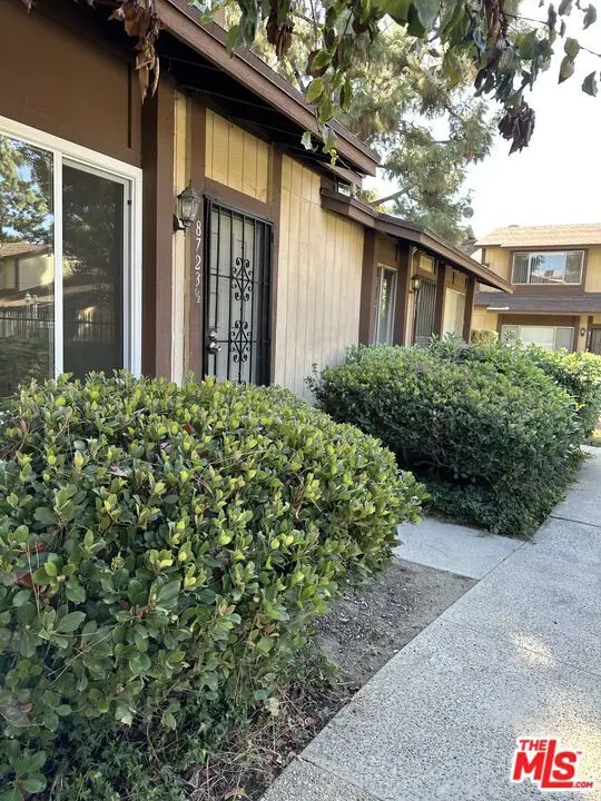 8723 Cedros Avenue #55, Panorama City (los Angeles), CA 91402
