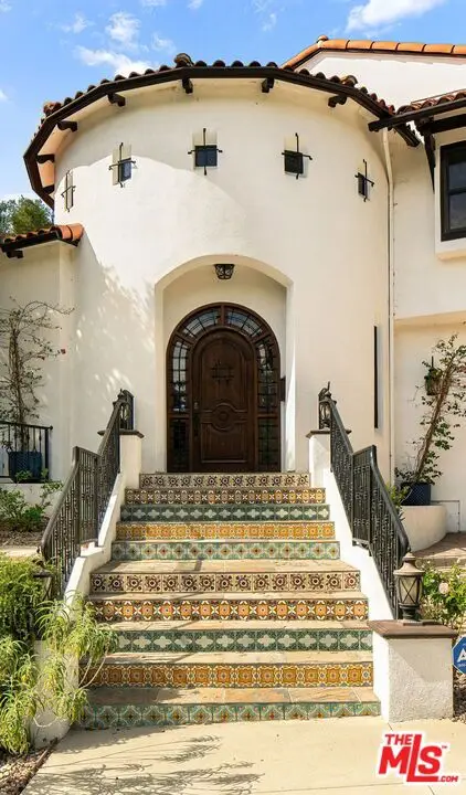 2501 Hermosita Drive, Glendale, CA 91208 - #3