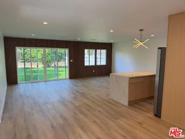 8517 Yolanda Avenue, Northridge, CA 91324 - #3