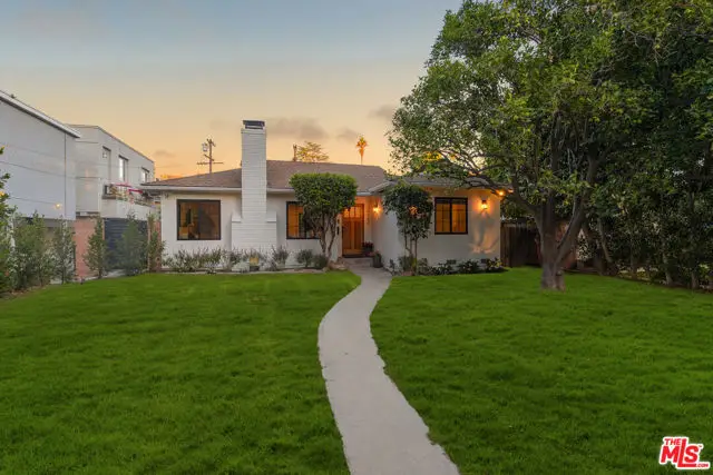 4342 Bellaire Avenue, Studio City, CA 91604 - #3