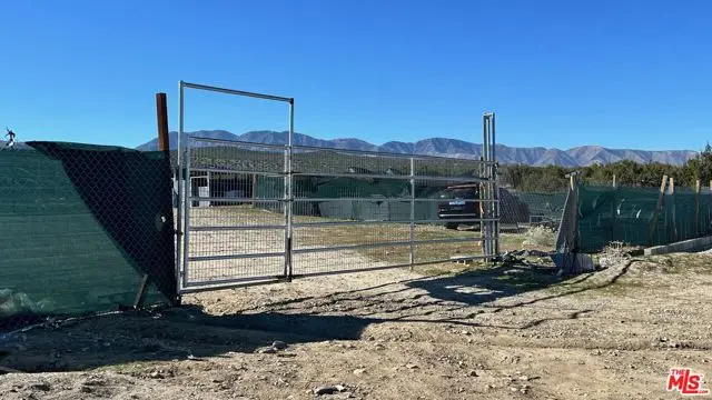 200 Avenue Y-8, Llano, CA 93544 - #3