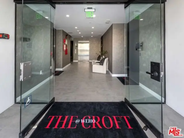 1017 N Croft Avenue #302, Los Angeles, CA 90069 - #3