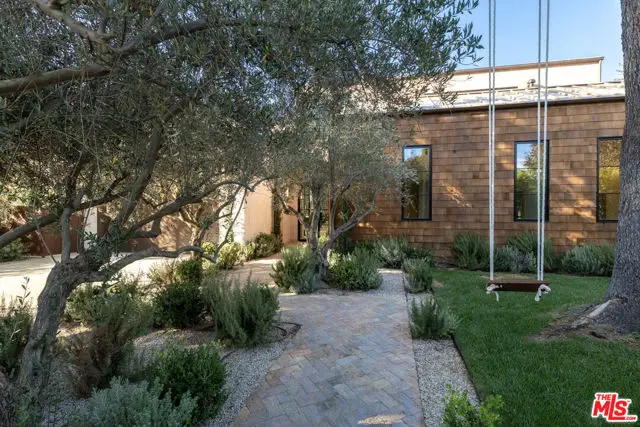13223 Bloomfield Street, Sherman Oaks, CA 91423 - #1