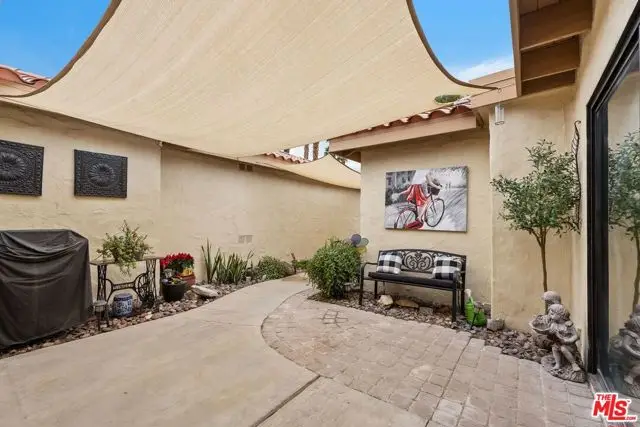 303 Villena Way, Palm Desert, CA 92260 - #3