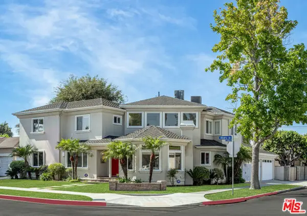 7701 Hindry Avenue, Los Angeles, CA 90045