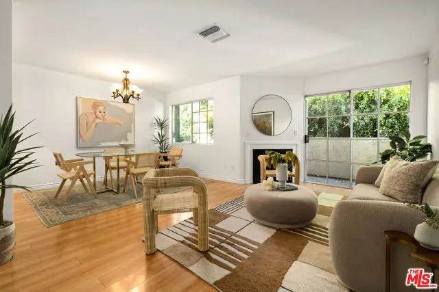 14727 Magnolia Boulevard #112, Sherman Oaks, CA 91403 - Image #2
