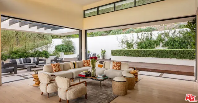 7681 Willow Glen Road, Los Angeles, CA 90046 - Image #1