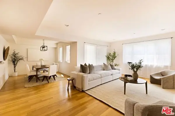 325 Arnaz Drive #304, Los Angeles, CA 90048