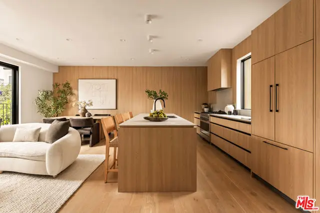 1749 S Marvin Avenue, Los Angeles, CA 90019 - Image #1