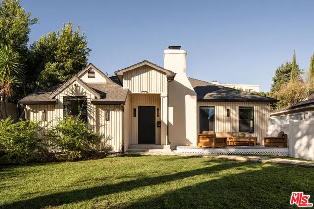 4323 Irvine Avenue, Studio City, CA 91604 - #1