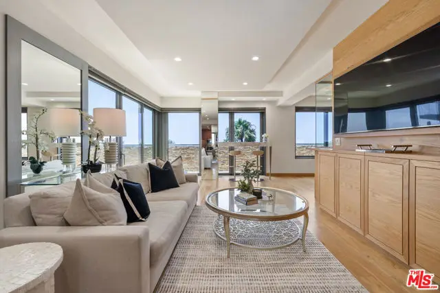 1755 Ocean Avenue #811, Santa Monica, CA 90401 - Image #3