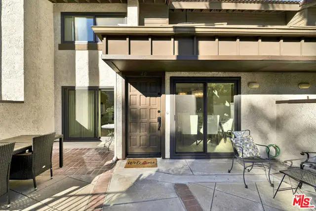 5800 Owensmouth Avenue #40, Woodland Hills, CA 91367 - Image #3