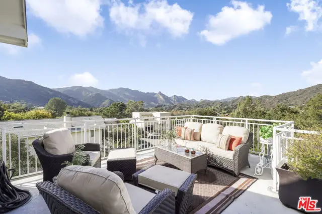 25603 Monte Nido Drive, Calabasas, CA 91302 - Image #1