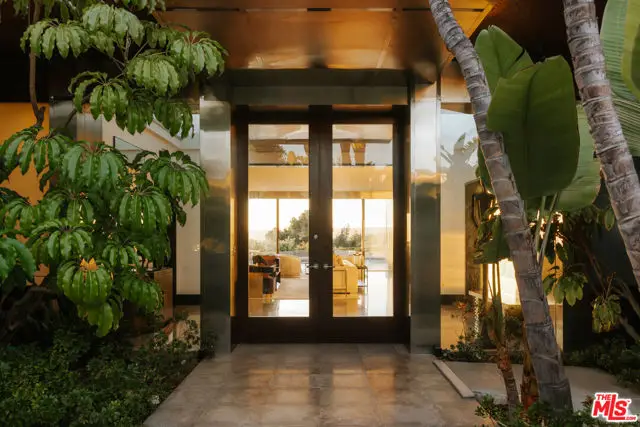 301 Trousdale Place, Beverly Hills, CA 90210 - Image #2