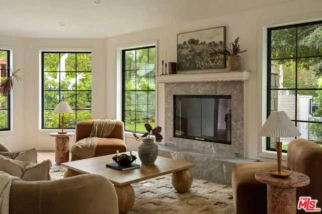 851 Dickson Street, Marina Del Rey, CA 90292 - Image #1