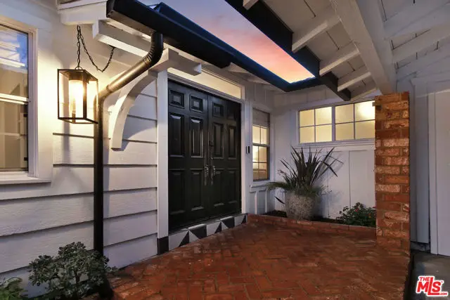 12614 Morrison Street, Valley Village, CA 91607 - Image #2