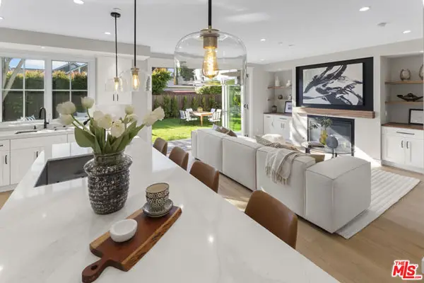 7501 Agnew Avenue, Los Angeles, CA 90045