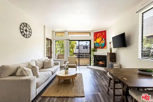 12007 Rochester Avenue #1, Los Angeles, CA 90025 - Image #2