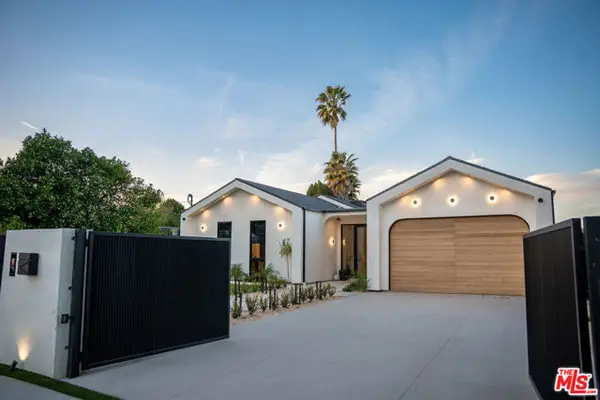 22821 Collins Street, Woodland Hills (los Angeles), CA 91367