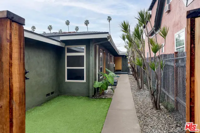 3431 9th Avenue, Los Angeles, CA 90018 - Image #2