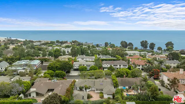 14959 La Cumbre Drive, Pacific Palisades, CA 90272 - Image #3