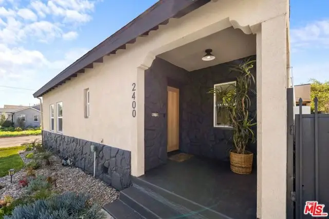 2400 W 74th Street, Los Angeles, CA 90043 - #3