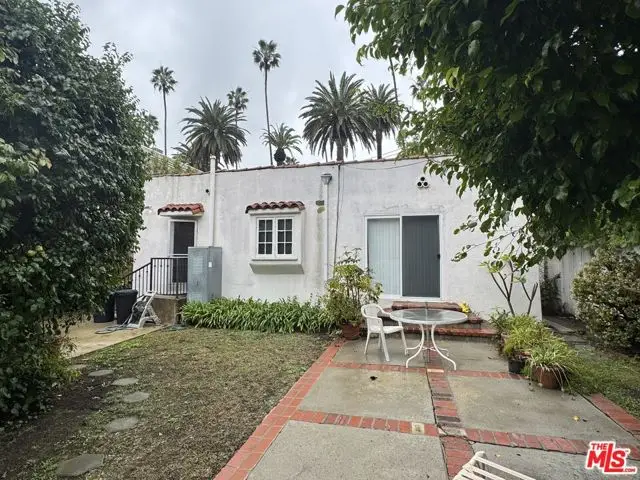 220 S Palm Drive, Beverly Hills, CA 90212 - Image #2