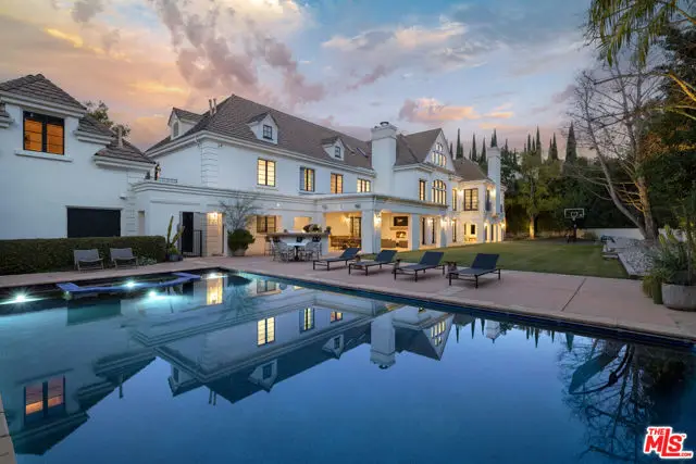 3901 Longridge Avenue, Sherman Oaks, CA 91423 - #3