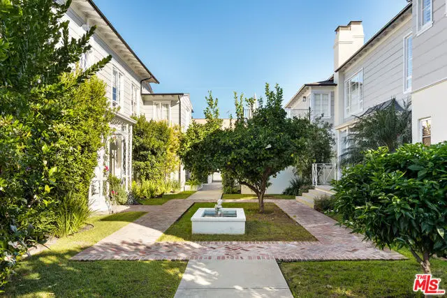 118 N Flores Street, Los Angeles, CA 90048 - Image #2