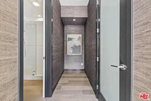 2756 Westshire Drive, Los Angeles, CA 90068 - Image #3