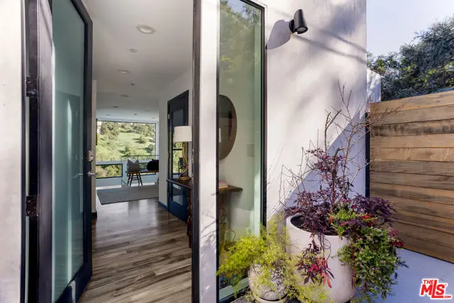 3760 Avenida Del Sol, Studio City, CA 91604 - #2