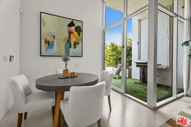 7917 Willoughby Avenue #2, Los Angeles, CA 90046 - Image #2