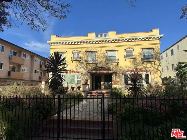 1400 S St Andrews Place, Los Angeles, CA 90019 - Image #2