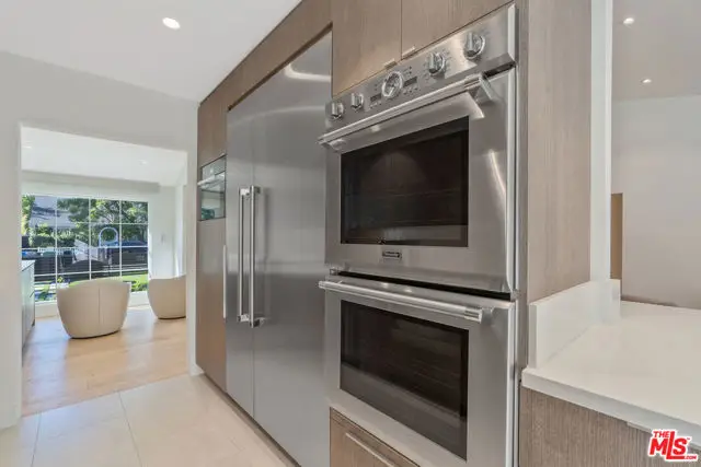 4518 Varna Avenue, Sherman Oaks, CA 91423 - Image #2