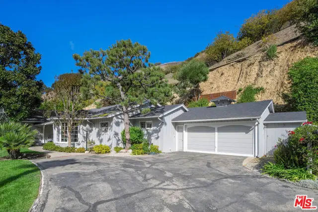 3520 Longridge Avenue, Sherman Oaks, CA 91423 - #1