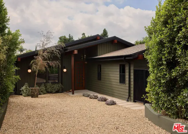 12406 La Maida Street, Valley Village, CA 91607 - Image #2