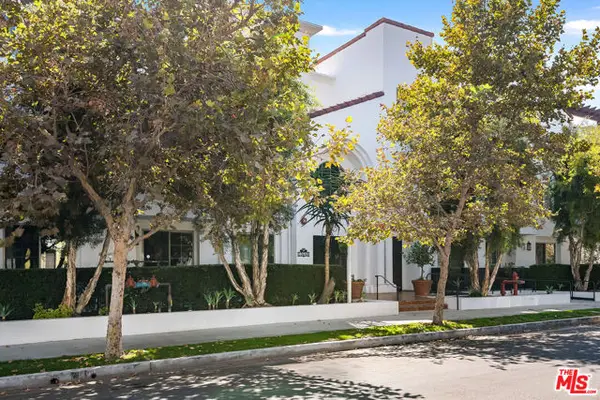 10648 Woodbridge Street #105, Toluca Lake (los Angeles), CA 91602