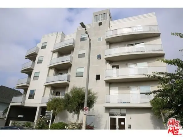 1025 Dewey Avenue #205, Los Angeles, CA 90006 - Image #1
