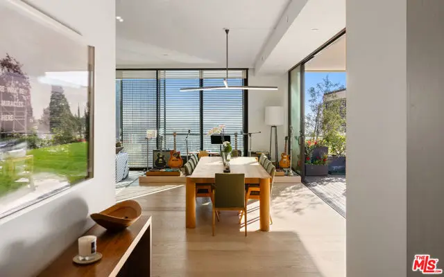 9040 W Sunset Boulevard #1004, West Hollywood, CA 90069 - Image #2