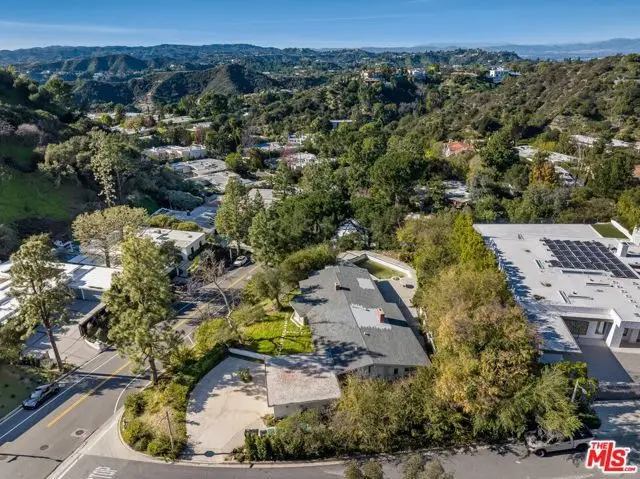 1950 Loma Vista Drive, Beverly Hills, CA 90210 - Image #2