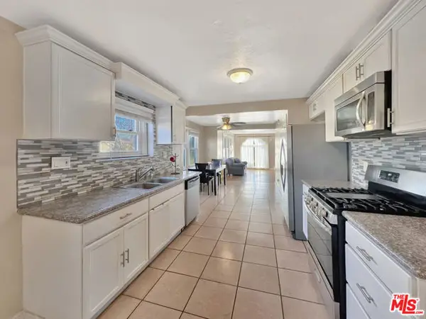 3493 E Joyce Drive, Fresno, CA 93703