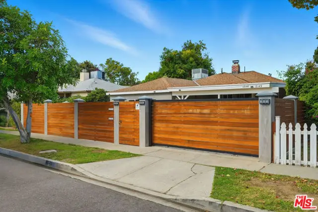 18149 Welby Way, Reseda, CA 91335 - #1